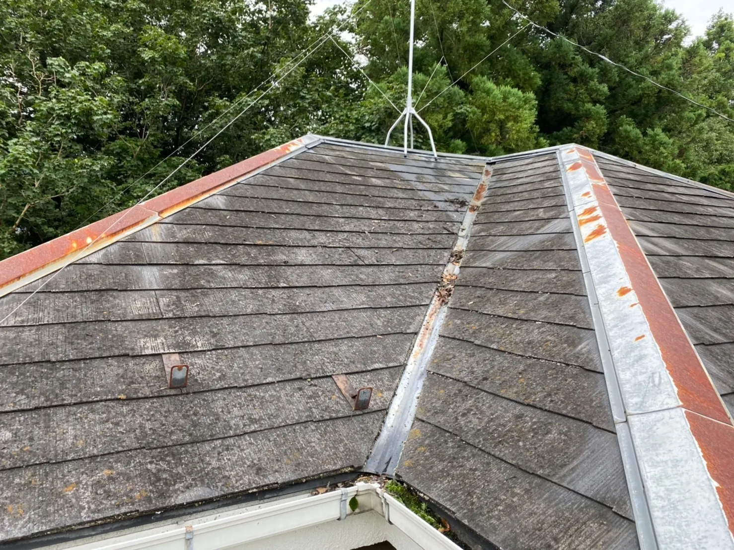 よく見られる屋根の劣化症状とは？屋根の調査方法と合わせてを詳しく解説します！_8